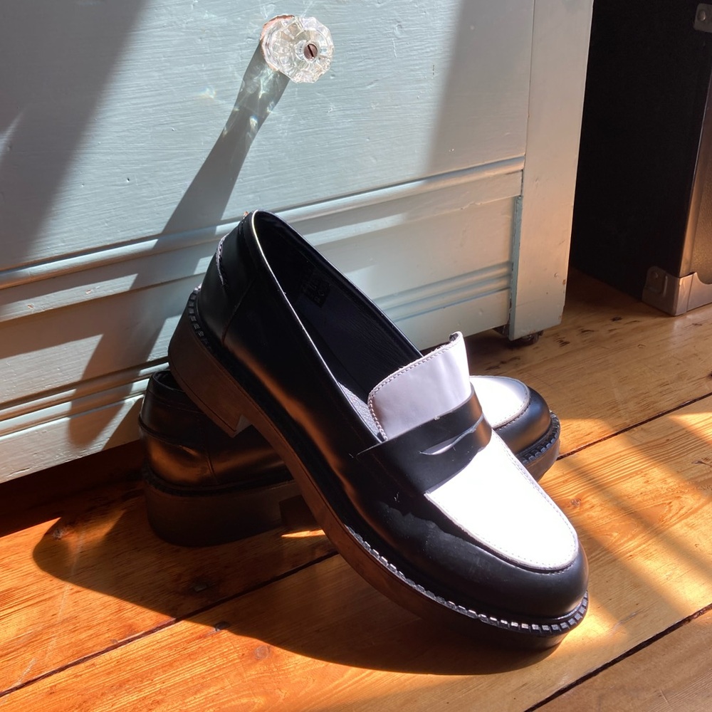 Jonak Paris Two Tone Leather Penny Loafers Size 10.5 Black and White